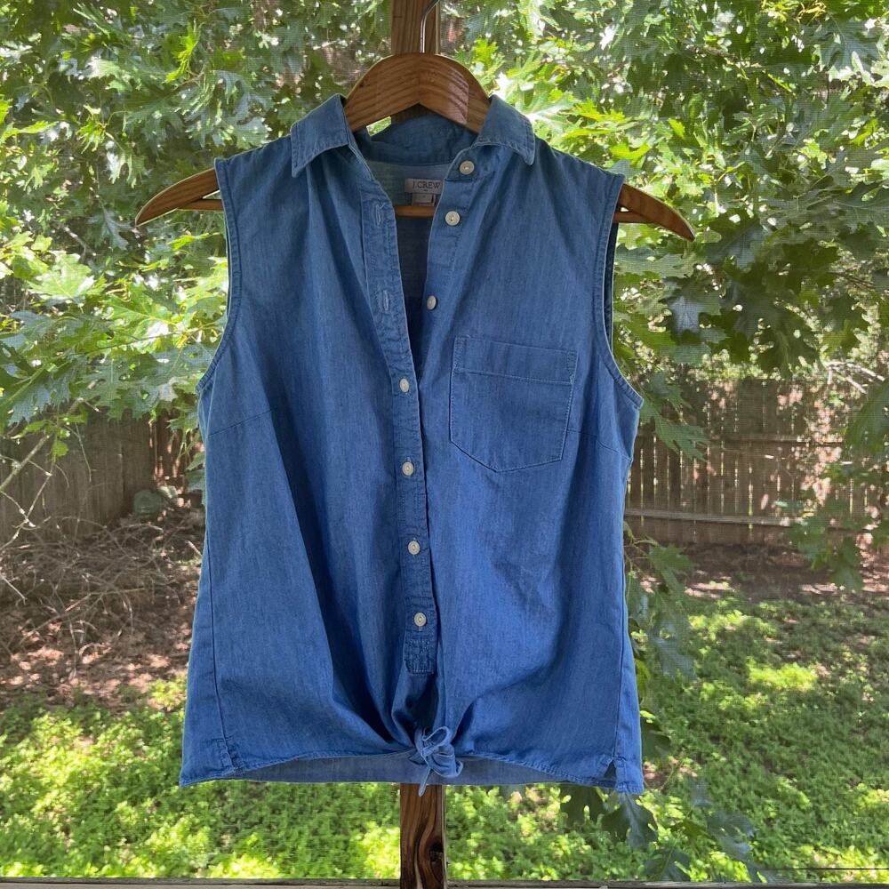 J.Crew Factory Women's Blue Denim Chambray Sleeveless Top Size 2